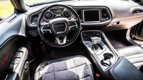 Utazz egy 5,7-es Hemi motoros Dodge Challengerrel Siófokon 4