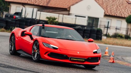 Próbáld ki a Ferrari 296 GTB-t egy felejthetetlen közúti élményvezetésen! 2