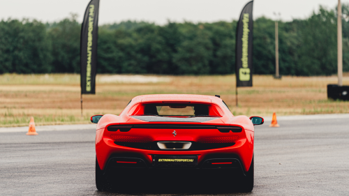 Próbáld ki a Ferrari 296 GTB-t egy felejthetetlen közúti élményvezetésen! 5