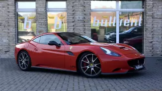 560 Le-s Ferrari California autópályás élményvezetés