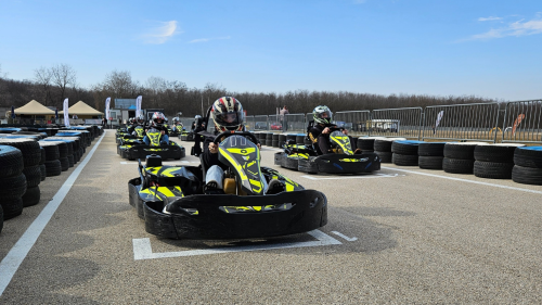 10+1 futamos Gokart bérlet a Hungaroring gokartpályáján (2 fő használhatja fel) 10