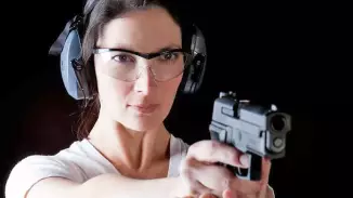 Glock élménylövészeti lövészeti csomag a BTK Shooting Arena lőtéren